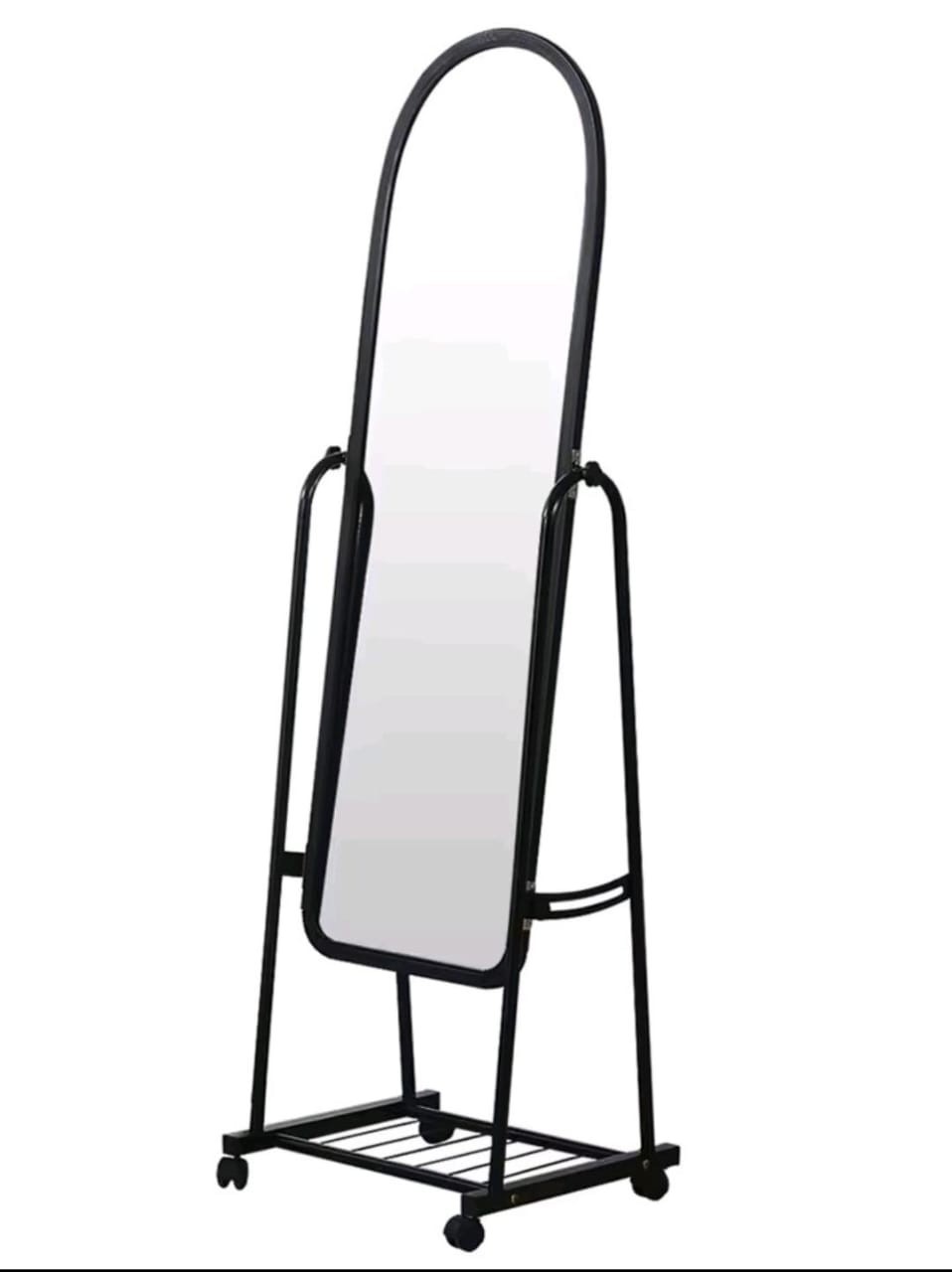 مرآة أرضية قائمة بعجلات وإطار معدني | Full-Length Floor Mirror with Wheels