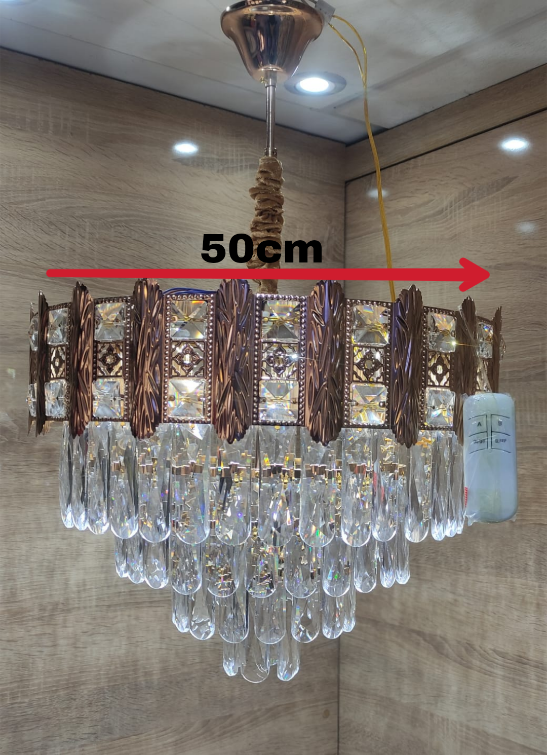 ثرية كريستال قطرها 50 سم فاخرة بتصميم عصري وريموت كنترول
