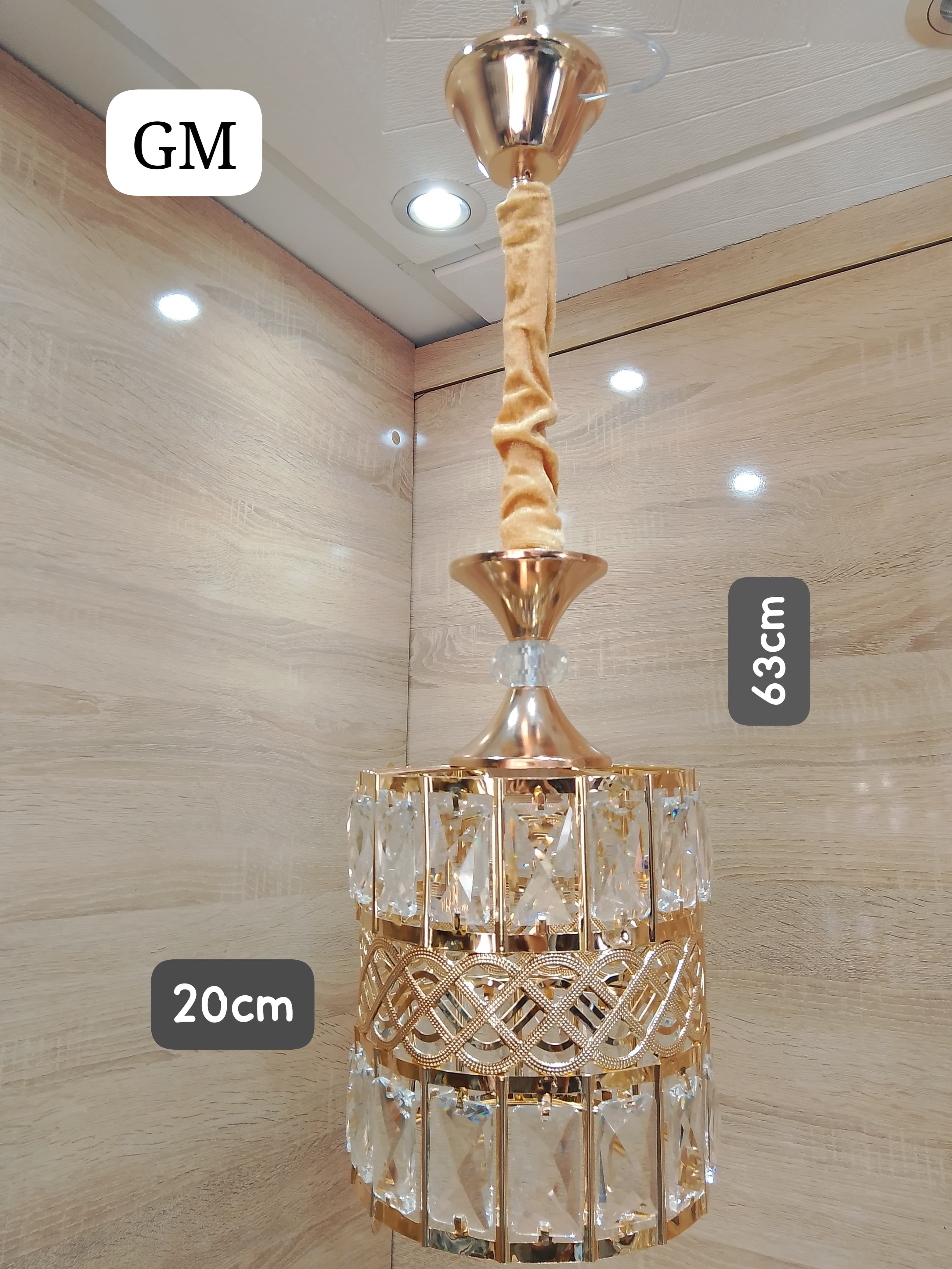 ثريا كريستال ذهبية فاخرة بتصميم عصري  بمصباح  1