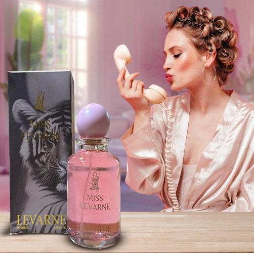 عطر Miss Levarne هو العطر المثالي لمن تبحث عن رائحة أنثوية فاخرة تجمع بين النعومة والجاذبية