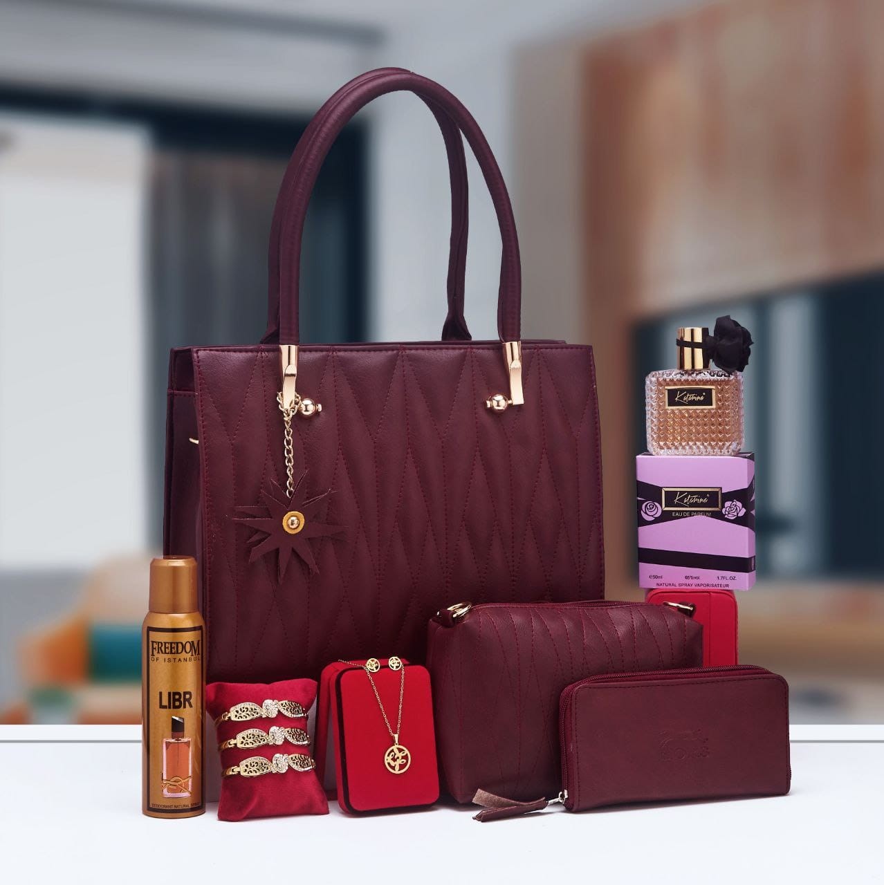 حقائب Lexun بتصاميم أنيقة وجودة موثوقة، لمظهر عصري يليق بك.