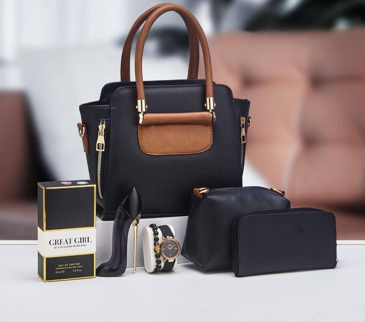 حقائب Lexun تجمع بين الأناقة العصرية والجودة العالية، بتصاميم عملية تناسب كل الأذواق وترافقك في كل وقت.