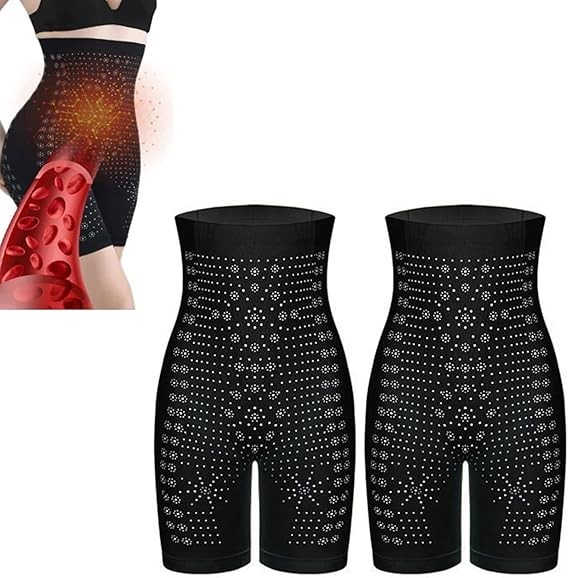 ملابس داخلية نسائية