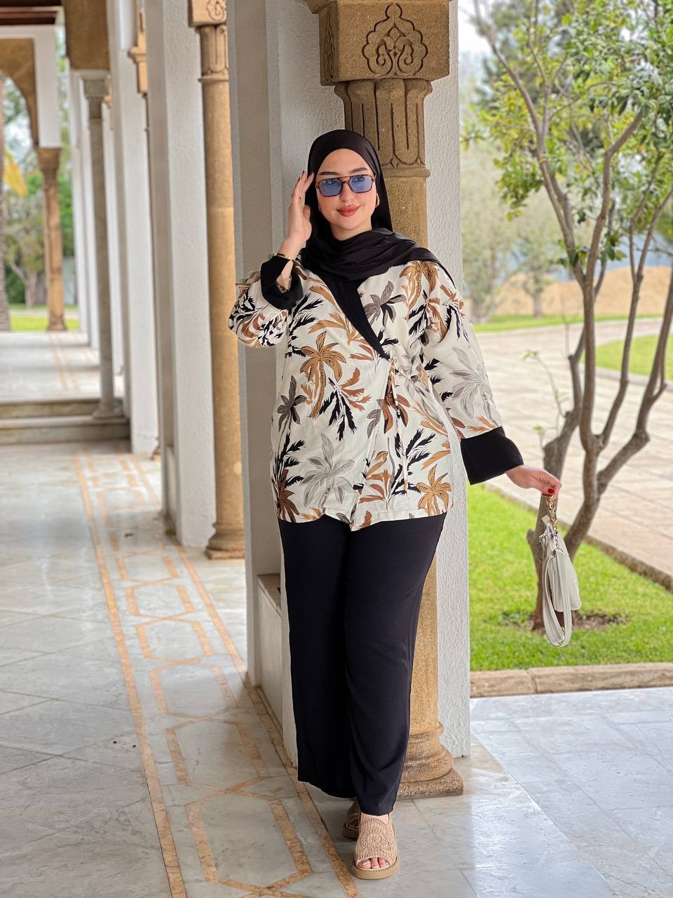 أكثر من مجرد زي؛ إنه بيان أزياء يجمع بين الأصالة والحداثة