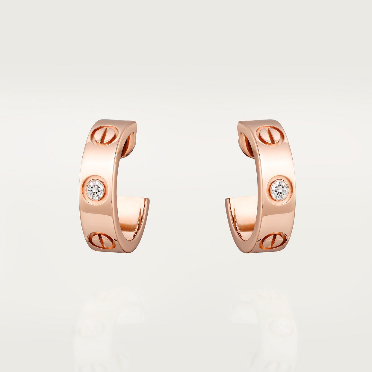BOUCLE CARTIER LOVE CRÉEOLES PETIT MODÉLE DEUX DIAMONDS ROSE GOLD