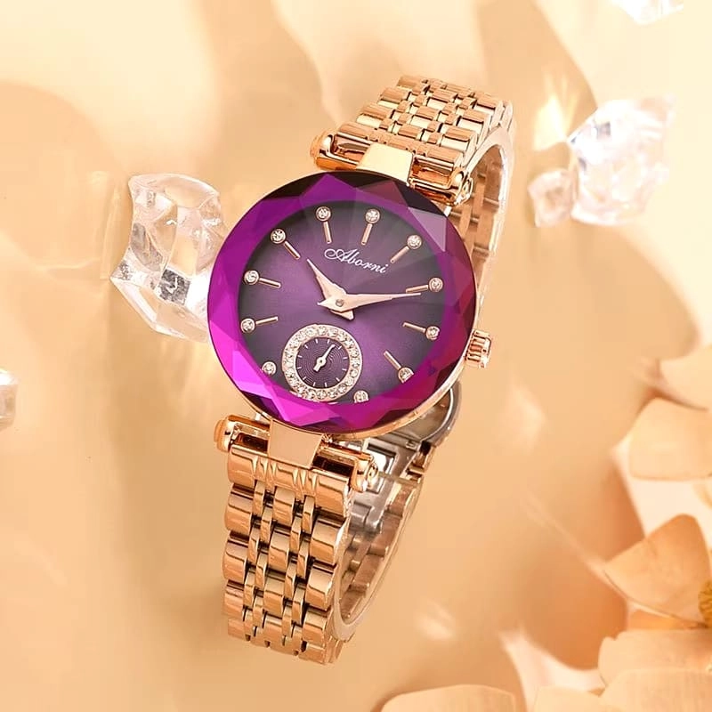 Limited Time Offer: Luxury Diamond Quartz Watch + FREE Jewelry Set!