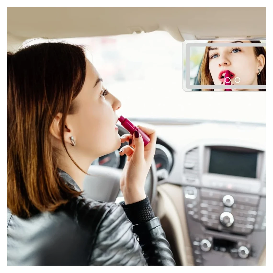مرآة سيارة مضيئة تثبت على حاجب الشمس