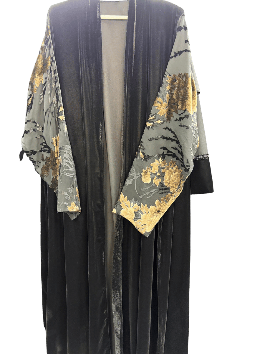 عباية مريحة و لكل مناسبة