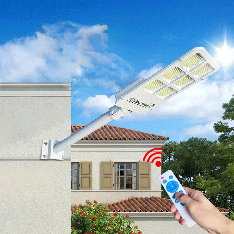 كشاف طاقة شمسية